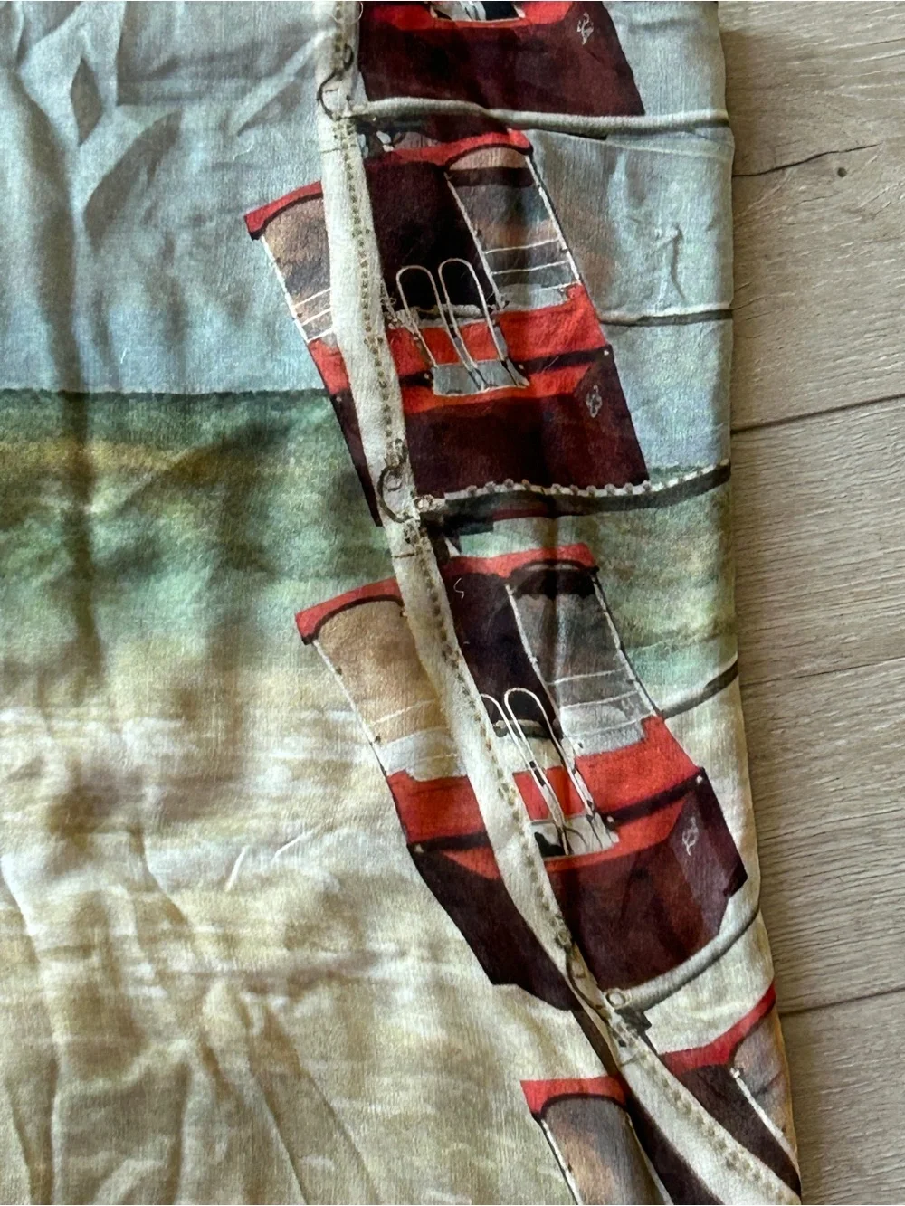 Suzi Roher indulge wearable